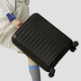 Середня валіза Xiaomi Ninetygo Lightweight на 62 л вагою 3 кг із полікарбонату Чорний