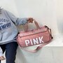 Розовая женская спортивная сумка Confident