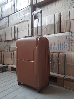 Середня валіза Airtex 245 з поліпропілену на 75/84 л вагою 3,3 кг коричневий 245-9